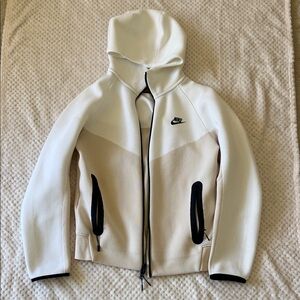 Nike Cream and Black Full-Zip Hoodie